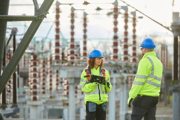 Best Local Electrician Companies  in Iola, KS